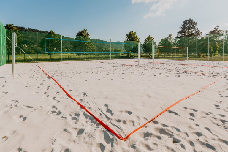 Na Plovárně se uskutečnil již první návrh participativního rozpočtu - hřiště na plážový volejbal,