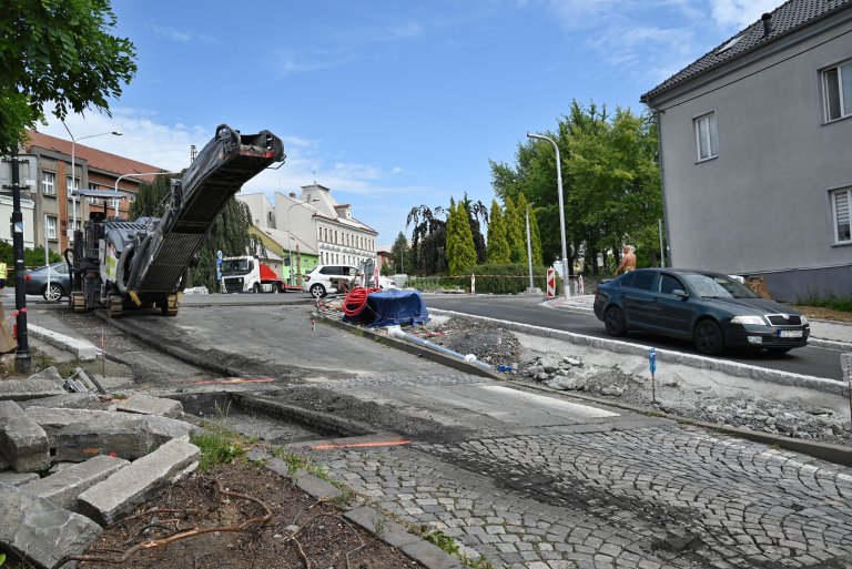 Přestavba křižovatky v půlce července