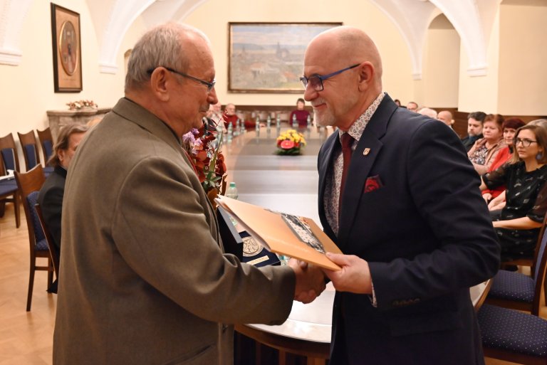 Libor Beneš přebírá Cenu města