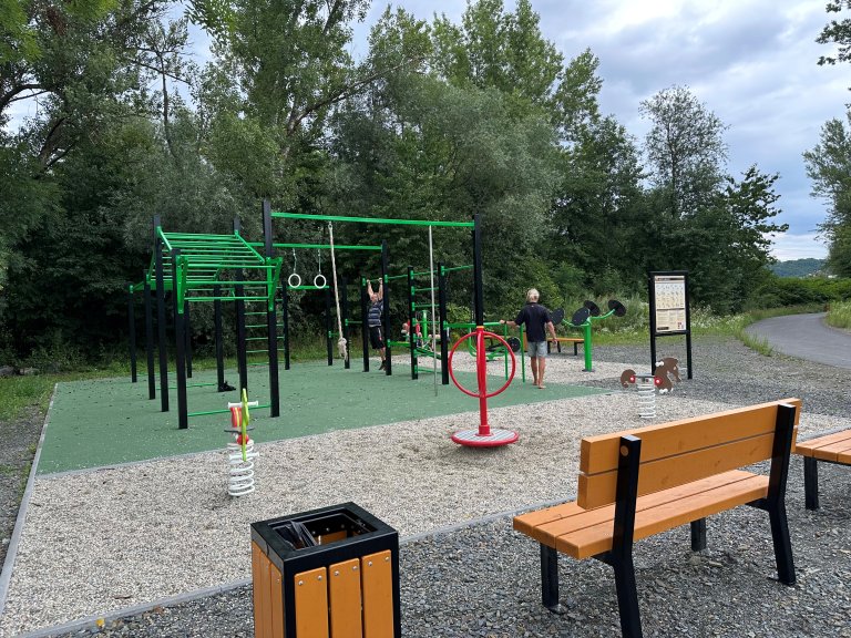 Workoutové hřiště