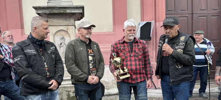 Na motomši dorazil prezident P. Pavel