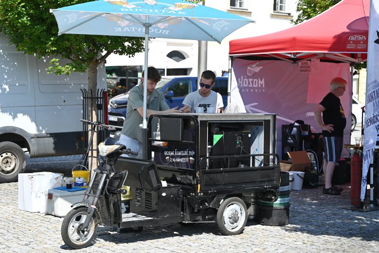 Občerstvení na Masarykově náměstí