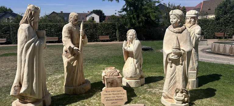 V Zámecké zahradě burácely motorové pily