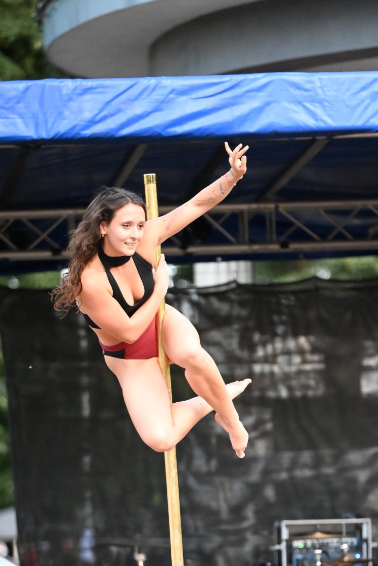 Vystoupení  Lucie Mikšánkové  na tyči