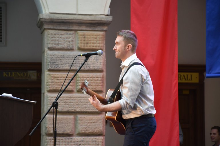 Kytarista a zpěvák Radim Černý
