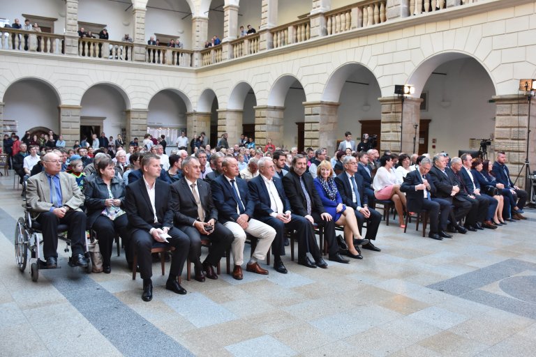 Vyhlašování nejlepších sportovců přihlížela zaplněná dvorana hranického zámku