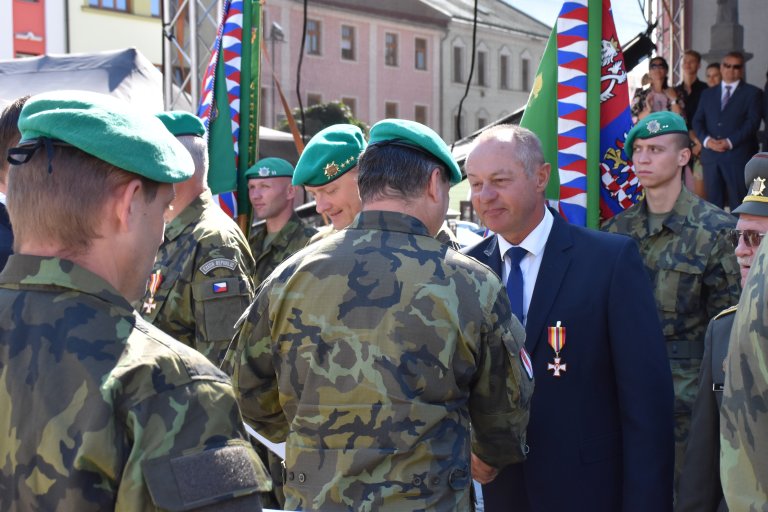 Mezi vyznamenanými byl i starosta města J. Kudláček