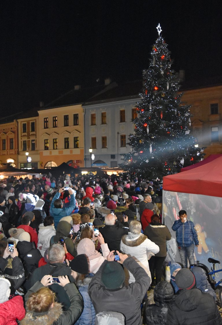 Vánočním stromem je letos jedle ze Stříteže