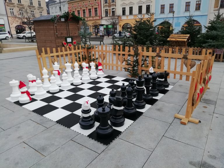 Obří šachy