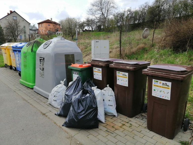 Společnost Ekoltes odpad odvezla