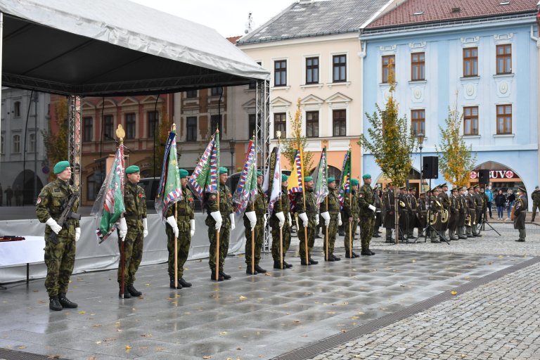 Nástup na Masarykově náměstí