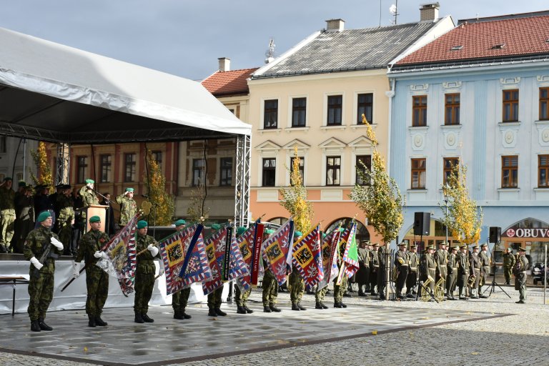 Nástup na Masarykově náměstí